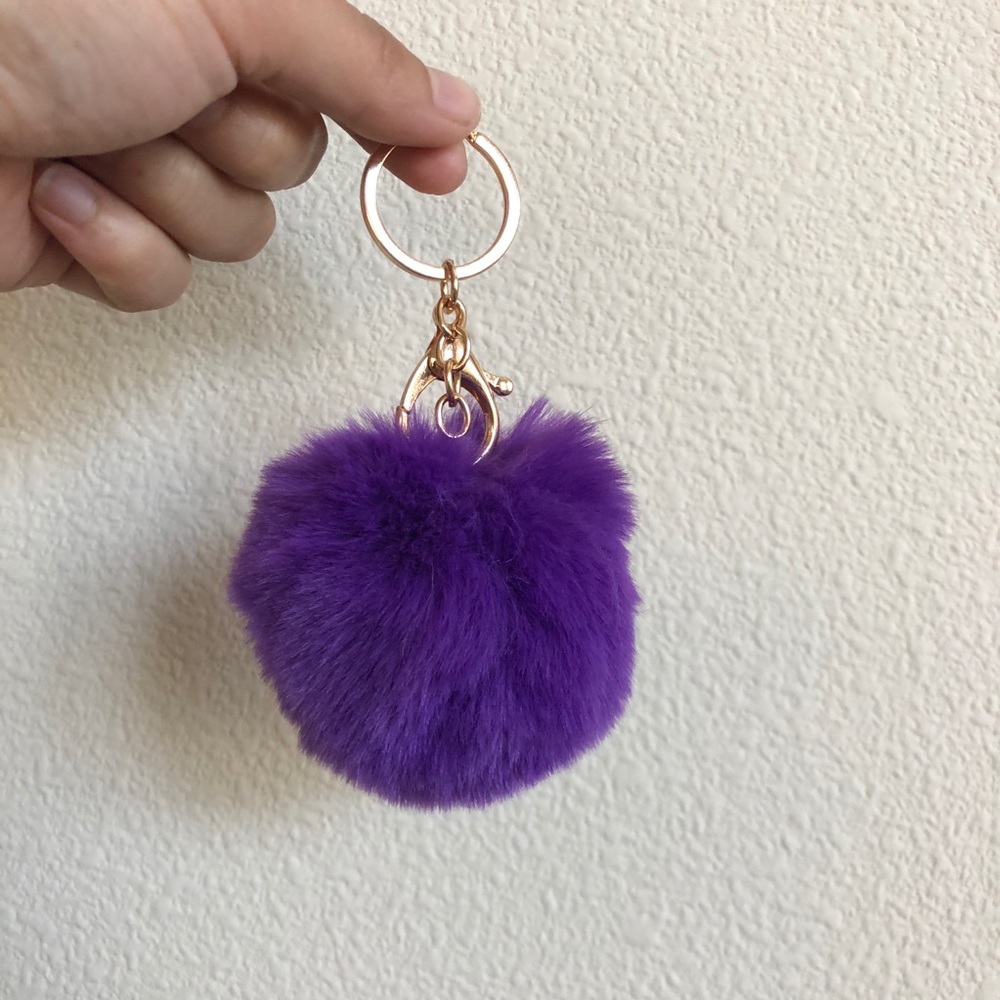 NWOT Purple Rabbit Fur Pom Keychain - Picture 2 of 2